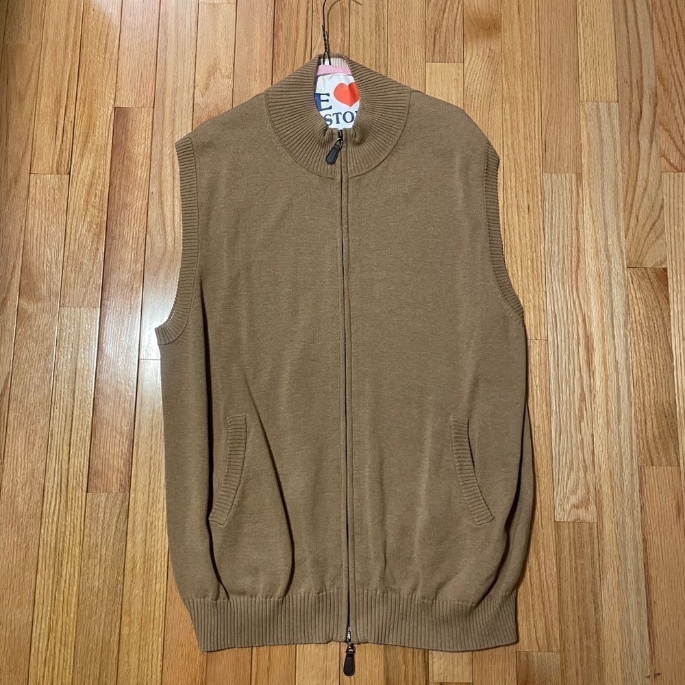 Eildon Hills Tan Sweater Vest Size XL